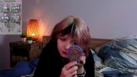 Ashley online show from October 2025 05:43:02 PM