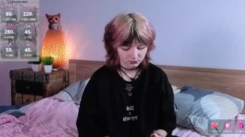 Ashley online show from October 2025 06:09:02 PM