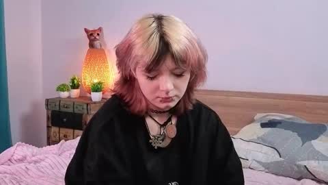 Ashley online show from November 2025 06:09:02 PM