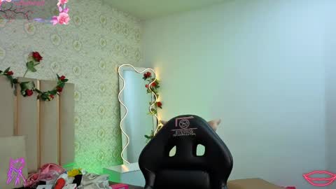 osamu_tay online show from May 2026 03:33:01 AM