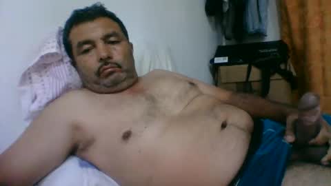 oscarjhe3512 online show from March 2026 02:38:02 AM