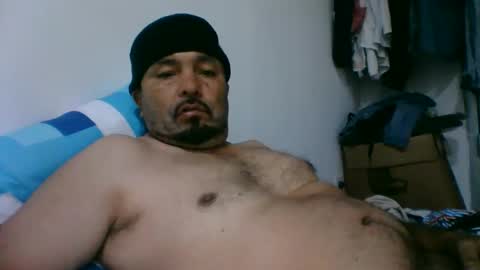 oscarjhe3512 online show from April 2026 02:36:02 AM