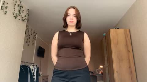 Snapshot of oscarkron chatting on February 2026 11:33:01 AM I am Miya ntmu Lets hit 10 Thumbs Up together online show from February 2026 11:33:01 AM