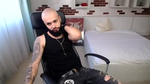 OscarWills online show from May 2026 04:40:02 AM