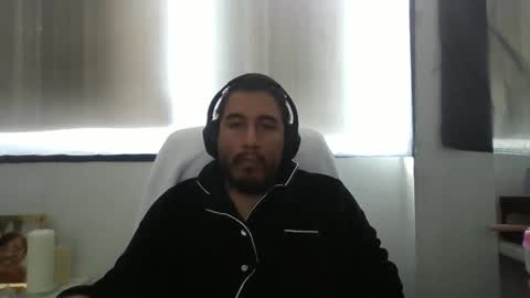 Snapshot of oscaryn_martell chatting on September 2025 03:57:01 PM oscaryn_martell online show from September 2025 03:57:01 PM