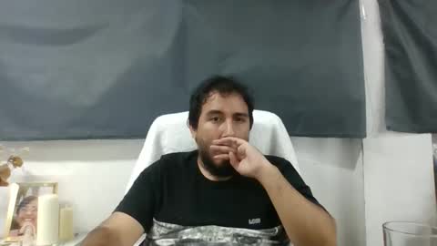 Snapshot of oscaryn_martell chatting on December 2025 01:21:02 AM oscaryn_martell online show from December 2025 01:21:02 AM