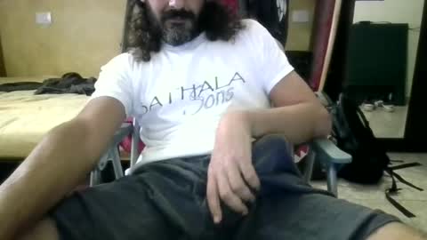 Snapshot of oshaka chatting on June 2026 04:11:02 PM HappyGrower online show from June 2026 04:11:02 PM