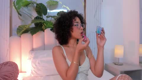 Oshun  online show from March 2025 11:53:01 AM