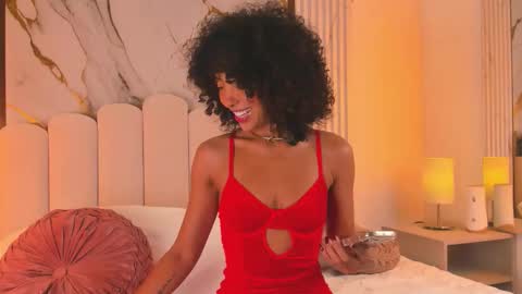 Snapshot of oshun_25 chatting on November 2025 12:38:01 PM Oshun online show from November 2025 12:38:01 PM