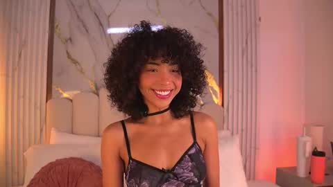 Snapshot of oshun_25 chatting on January 2026 12:07:02 PM Oshun online show from January 2026 12:07:02 PM