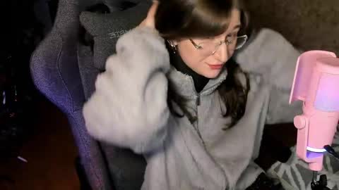 Leliana online show from June 2026 04:09:01 PM