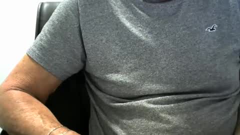 Ossi online show from September 2025 02:33:01 AM