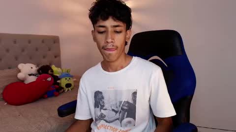 Snapshot of ostin_18hot chatting on October 2025 01:14:02 AM ostin 18hot online show from October 2025 01:14:02 AM