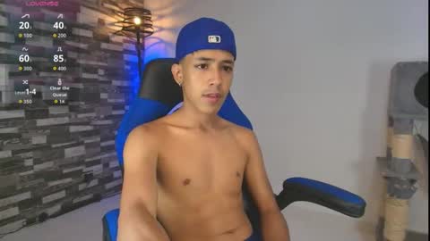 ostin 18hot online show from June 2026 08:32:02 PM