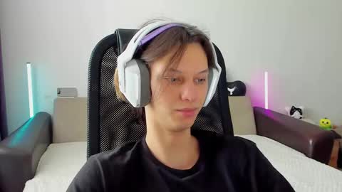 Ostin online show from February 2026 07:38:01 AM