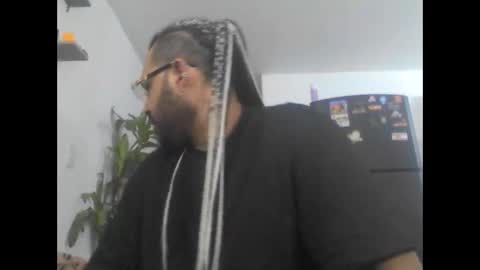 ostin santos 10 online show from February 2026 10:15:02 AM