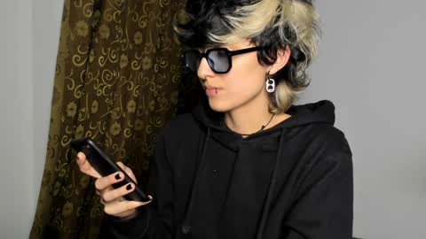 Snapshot of ottoyan_ chatting on December 2024 11:13:02 PM Otto 3 online show from December 2024 11:13:02 PM