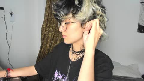 Snapshot of ottoyan_ chatting on December 2024 12:54:01 AM Otto 3 online show from December 2024 12:54:01 AM