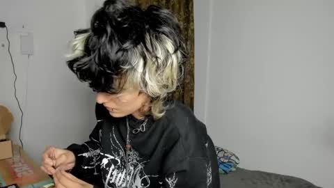 Snapshot of ottoyan_ chatting on January 2025 09:51:02 AM Otto 3 online show from January 2025 09:51:02 AM