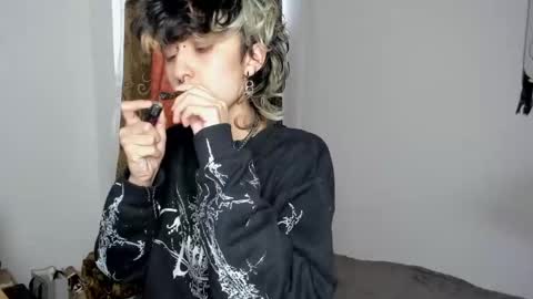 Snapshot of ottoyan_ chatting on January 2025 02:10:02 PM Otto 3 online show from January 2025 02:10:02 PM