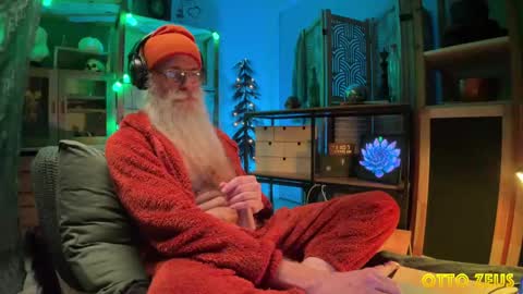 Otto Zeus online show from January 2025 07:07:01 AM