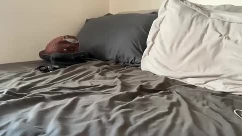 ouijaboi1122 online show from April 2026 08:20:02 PM