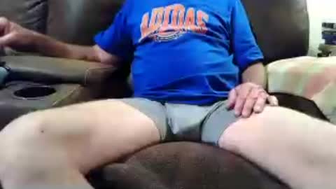outdoorsmanmark71 online show from June 2026 01:59:02 PM