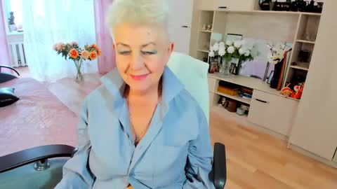 Alla online show from May 2026 07:49:02 AM