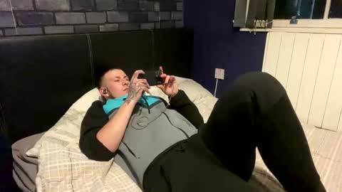 Owen kayz online show from March 2026 10:49:02 PM