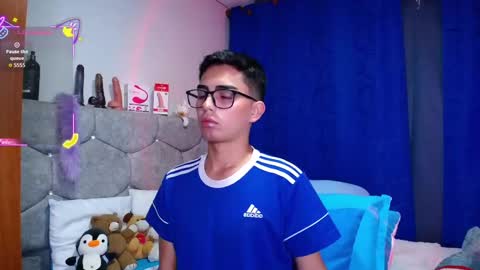 Owen  Independent model  online show from September 2025 07:08:02 AM