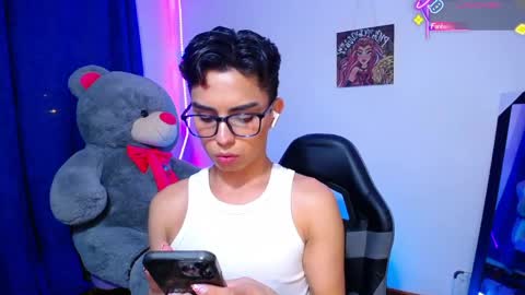 Owen  Independent model  online show from June 2026 10:19:01 AM