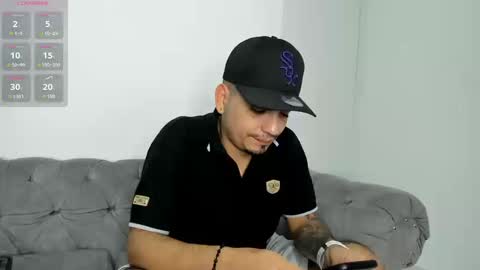 O W E N - S T O N E online show from September 2025 03:50:02 AM