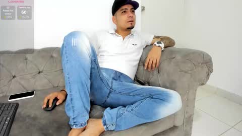 O W E N - S T O N E online show from September 2025 04:00:01 AM