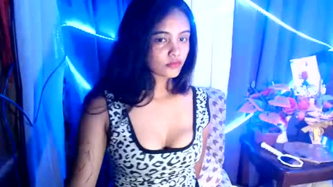 oxana_wetpussy online show from July 2026 12:20:01 AM