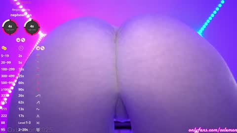 Snapshot of oxlemon chatting on January 2025 02:28:02 AM oxlemon online show from January 2025 02:28:02 AM