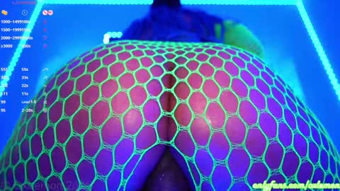 Snapshot of oxlemon chatting on September 2025 03:44:01 AM oxlemon online show from September 2025 03:44:01 AM