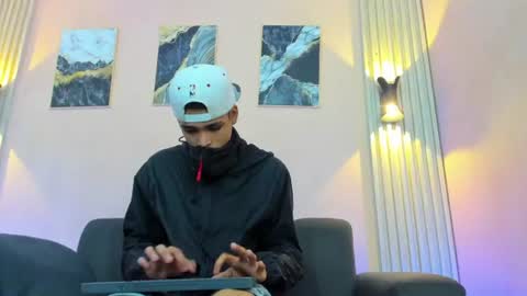 ozuna_hot_ online show from July 2026 08:11:02 PM