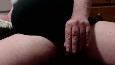 Snapshot of ozziebloke01 chatting on January 2025 09:32:01 AM ozziebloke01 online show from January 2025 09:32:01 AM