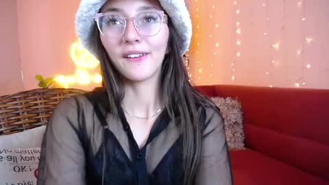 Snapshot of ozzy_clay chatting on February 2025 11:54:02 PM ozzy online show from February 2025 11:54:02 PM