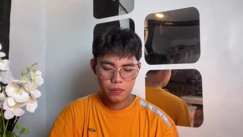 Snapshot of p1noytwink_ chatting on September 2025 09:56:01 AM Terrence online show from September 2025 09:56:01 AM