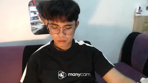 Snapshot of p1noytwink_ chatting on December 2025 10:21:02 AM Terrence online show from December 2025 10:21:02 AM