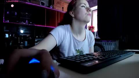 Ella online show from March 2025 11:53:02 AM