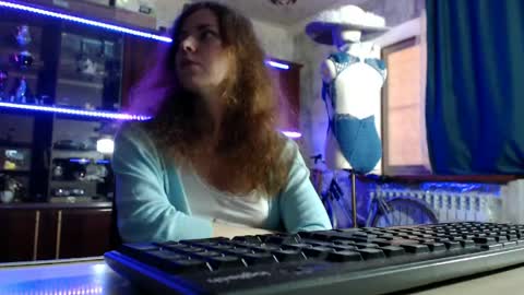 Ella online show from May 2026 06:29:01 AM