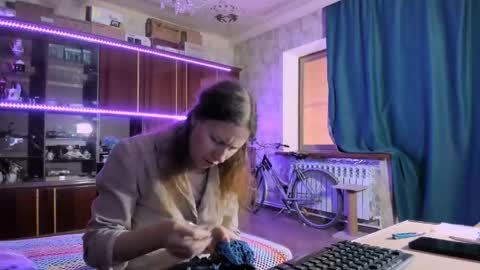 Ella online show from May 2026 06:41:01 AM