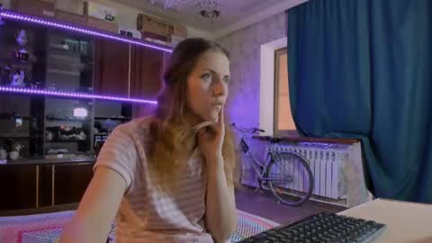 Ella online show from June 2026 07:40:02 AM