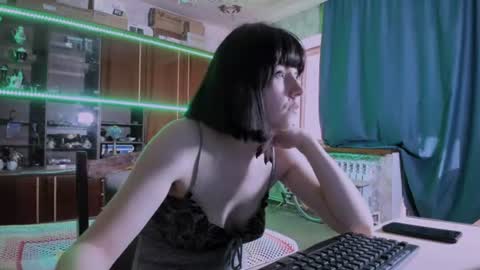 Ella online show from June 2026 12:42:02 PM