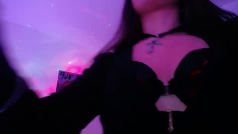 Paris online show from June 2026 12:04:02 AM