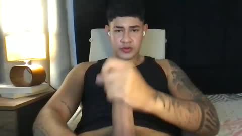 Snapshot of pablo_boston chatting on January 2025 04:39:01 AM Javi online show from January 2025 04:39:01 AM