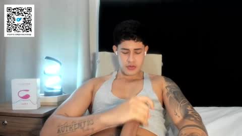 Snapshot of pablo_boston chatting on October 2025 03:25:01 AM Javi online show from October 2025 03:25:01 AM