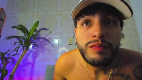 pablo_veleez online show from July 2026 07:14:02 AM